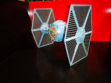 Charger l'image dans la galerie, chasseur tie imperial battle damaged