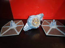 Charger l'image dans la galerie, chasseur tie imperial battle damaged