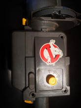 Charger l'image dans la galerie, lot d 'armes vintage sos fantomes