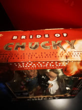 Charger l'image dans la galerie, figurines chucky et tiffany