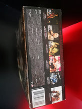 Charger l'image dans la galerie, figurines chucky et tiffany