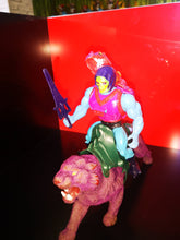 Charger l'image dans la galerie, Figurine maitres de l'univers skeletor et panthor et parasite