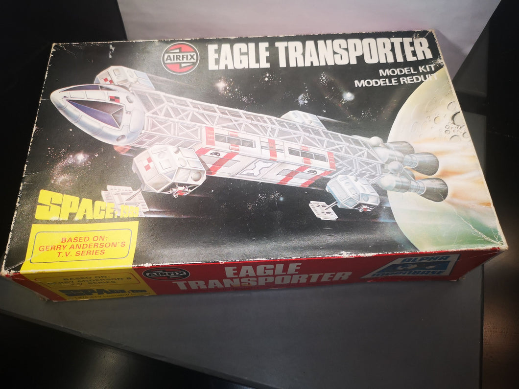 maquette airfix cosmos 1999 eagle transporter space