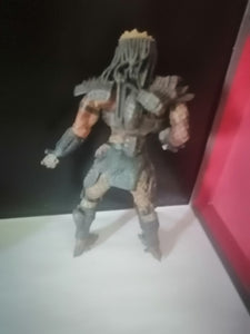 figurine predator