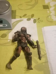 figurine predator