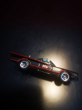 Charger l&#39;image dans la galerie, voiture miniature batmobile
