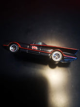 Charger l&#39;image dans la galerie, voiture miniature batmobile
