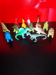 Lot de 12  figurines safari dinosaures