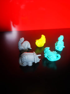 Lot de 5 petites figurines dinosaures