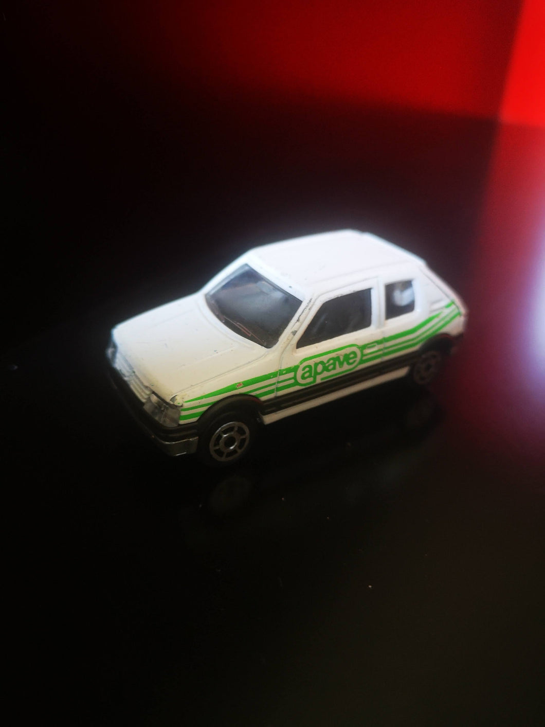 majorette 205 GTI