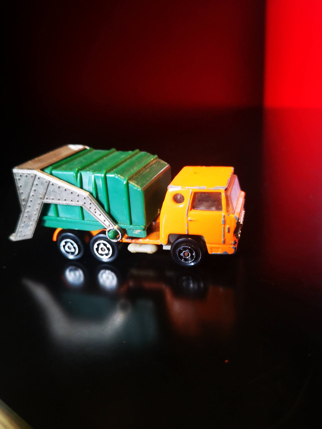 Véhicule miniature majorette camion poubelle – piecesajouets17