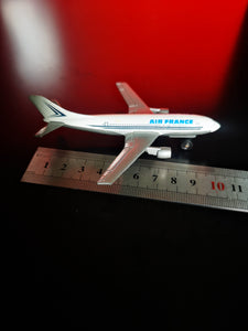 Avion miniature Matchbox lesney