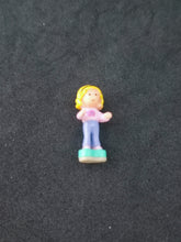 Charger l&#39;image dans la galerie, Figurine Polly Pocket
