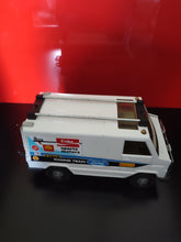 Charger l&#39;image dans la galerie, Camion  miniature
