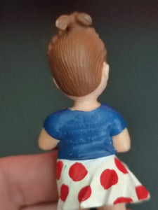 Figurine mimi cracra